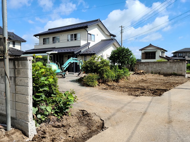 施工前：庭の全景