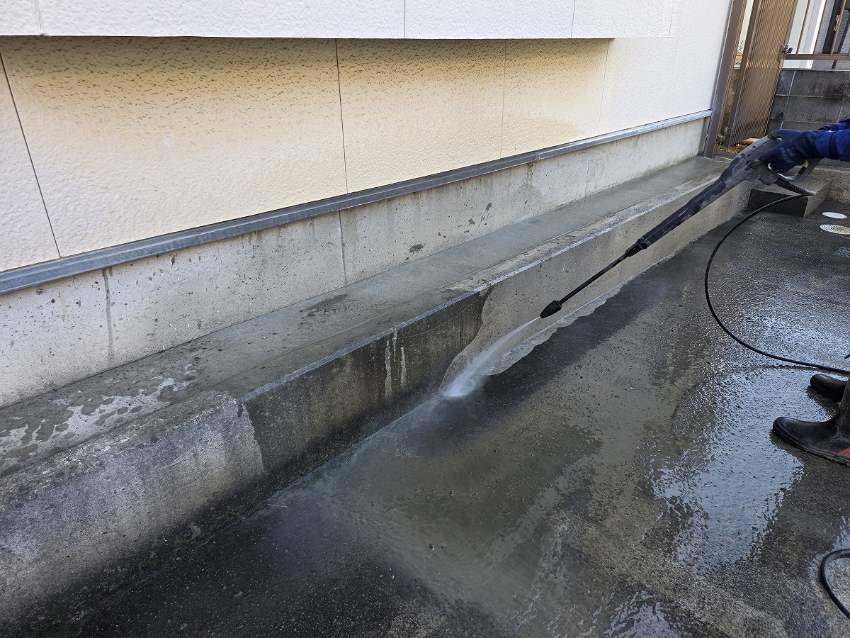 高圧洗浄でフィニッシュ