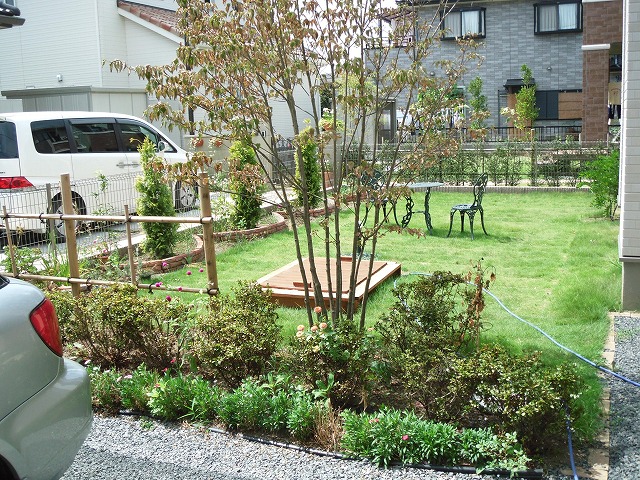 施工前：庭の状態