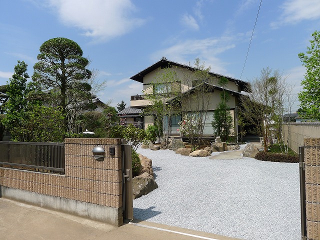 施工後：再生した和庭