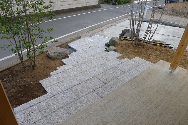 完成：どこから眺めても美しい庭